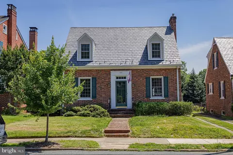 1315 Littlepage St, Fredericksburg, VA 22401