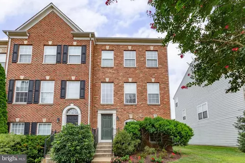 1113 Hampton St, Fredericksburg, VA 22401