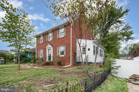 1209 Parcell St, Fredericksburg, VA 22401