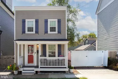 306 Pitt St, Fredericksburg, VA 22401