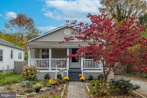 1424 Littlepage St, Fredericksburg, VA 22401