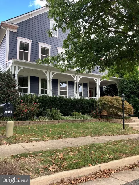 1005 Graham Dr, Fredericksburg, VA 22401