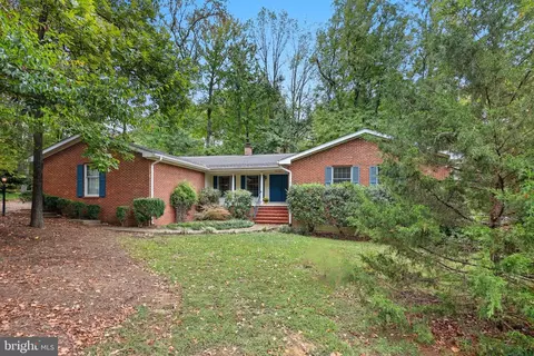 17 Seneca Ter, Fredericksburg, VA 22401