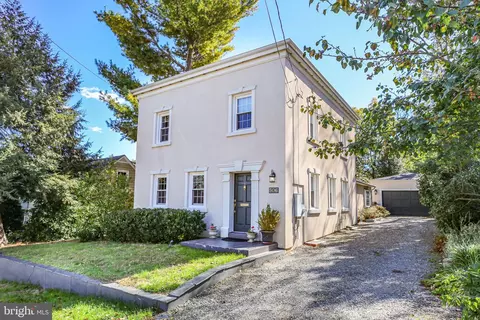 506 Hawke St, Fredericksburg, VA 22401