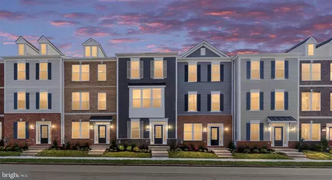 438 Germania St, Fredericksburg, VA 22401
