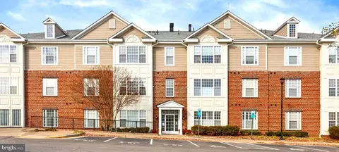 621 Cobblestone Blvd #T9, Fredericksburg, VA 22401