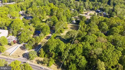 1715 William St, Fredericksburg, VA 22401