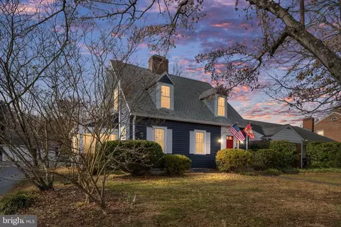 1612 Franklin St, Fredericksburg, VA 22401