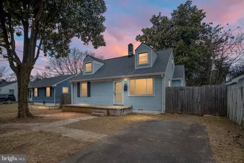 203 Frazier St, Fredericksburg, VA 22401