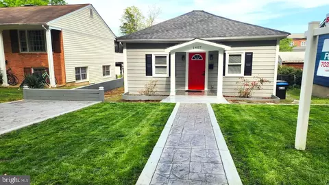 1407 Sunken Rd, Fredericksburg, VA 22401