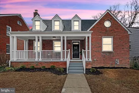 1312 Rowe St, Fredericksburg, VA 22401