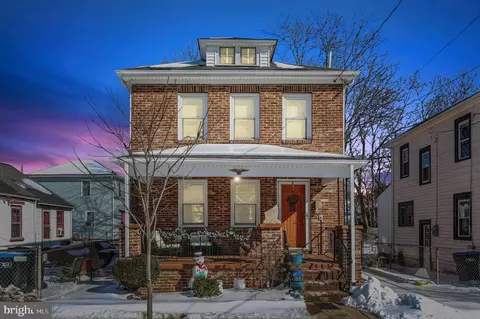 1511 Charles St, Fredericksburg, VA 22401
