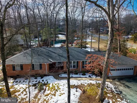 114 Braehead Dr, Fredericksburg, VA 22401
