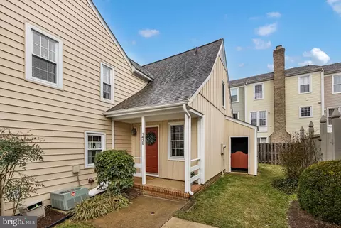 1432 Kenmore Ave, Fredericksburg, VA 22401