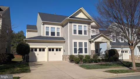 1108 Pickett St, Fredericksburg, VA 22401