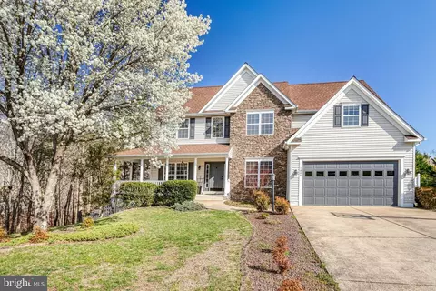 1004 Oakwood Ct, Fredericksburg, VA 22401