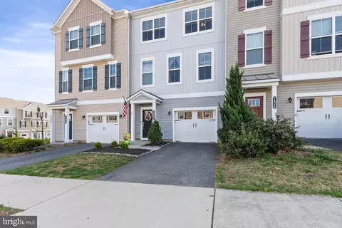 1428 Hudgins Farm Cir, Fredericksburg, VA 22408