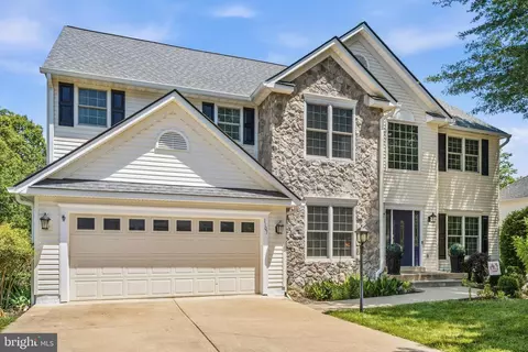 1107 Century Oak Dr, Fredericksburg, VA 22401