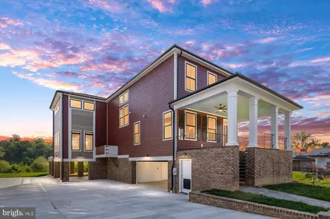 1111 Sophia St, Fredericksburg, VA 22401