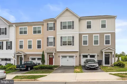 1418 Hudgins Farm Cir, Fredericksburg, VA 22408