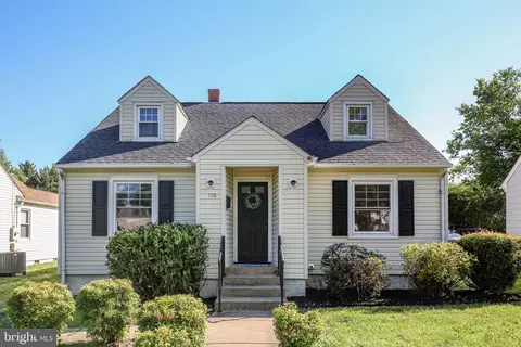 110 Forest Ave, Fredericksburg, VA 22401