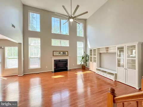 1404 Graham Dr, Fredericksburg, VA 22401