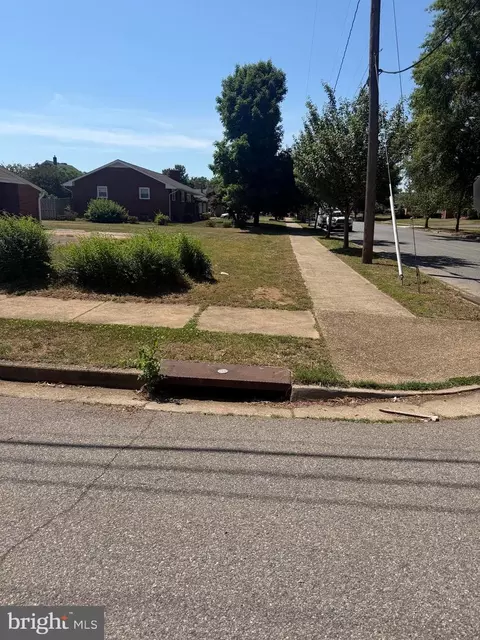 410 Tyler St, Fredericksburg, VA 22401