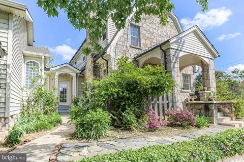 1500 Augustine Ave, Fredericksburg, VA 22401