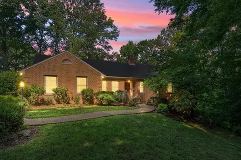 5513 River Rd, Fredericksburg, VA 22407