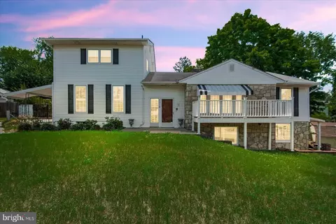 1318 Dandridge St, Fredericksburg, VA 22401