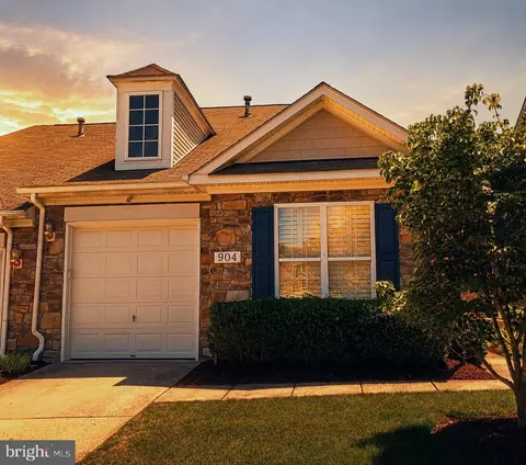 904 Cadmus Dr, Fredericksburg, VA 22401
