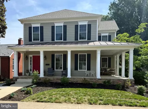 1309 Franklin St, Fredericksburg, VA 22401