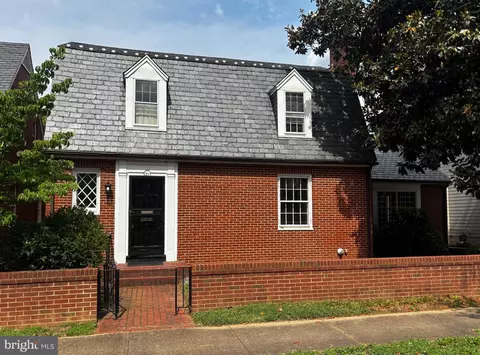 1311 Franklin St, Fredericksburg, VA 22401
