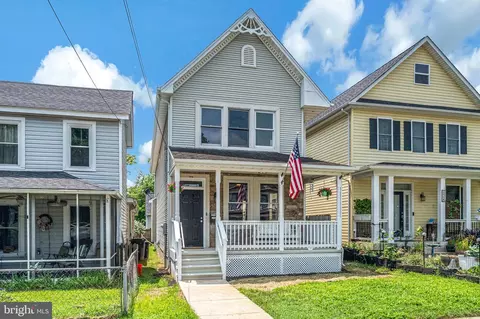 1712 Washington Ave, Fredericksburg, VA 22401