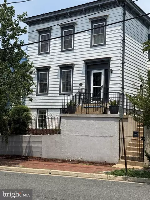 309 Princess Anne St, Fredericksburg, VA 22401