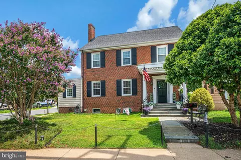 2109 Fall Hill Ave, Fredericksburg, VA 22401