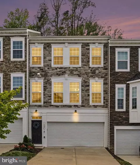 1327 Gilmore St, Fredericksburg, VA 22401