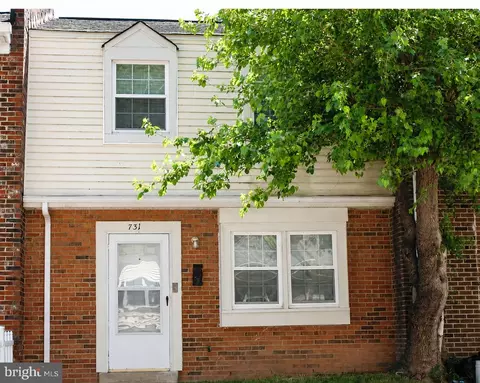 731 Denton Cir, Fredericksburg, VA 22401