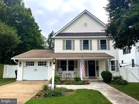 1511 Winchester St, Fredericksburg, VA 22401