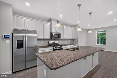 2509 Terra Cotta Ln, Fredericksburg, VA 22401