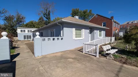 1213 Parcell St, Fredericksburg, VA 22401