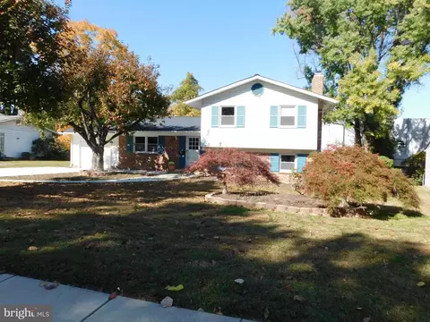 10214 Antietam Ave, Fairfax, VA 22030