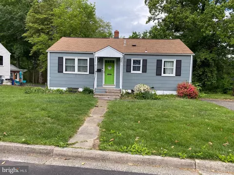 4104 Addison Rd, Fairfax, VA 22030