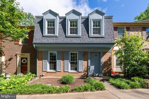 3921 Wilcoxson Dr, Fairfax, VA 22031