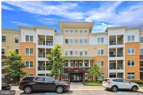 9450 Silver King Ct #109, Fairfax, VA 22031