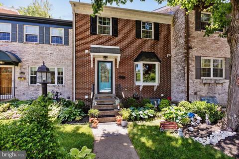 10455 Courthouse Dr, Fairfax, VA 22030