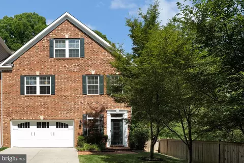 4407 Royal Commons Ct, Fairfax, VA 22030