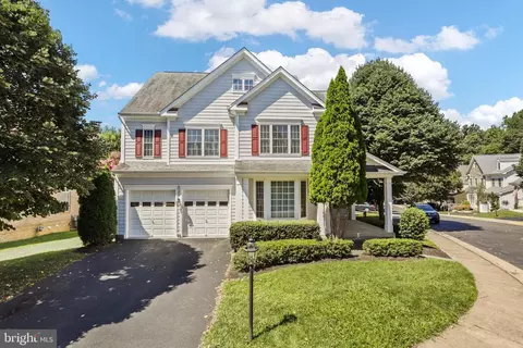10605 Regent Park Ct, Fairfax, VA 22030