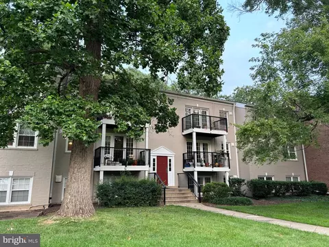 9489 Fairfax Blvd #102, Fairfax, VA 22031