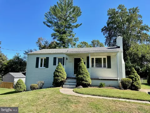 3729 Richard Ave, Fairfax, VA 22031